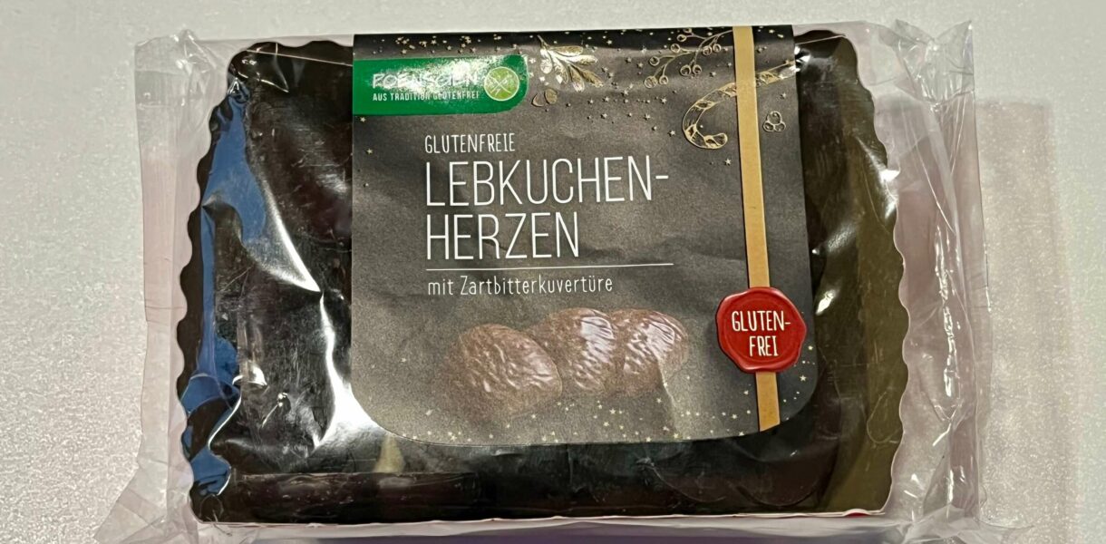 Glutenfreie Lebkuchenherzen von Poensgen schmecken sehr nelkig und lecker.